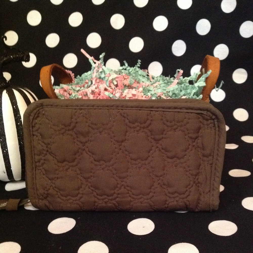 Thirty-One Wallet Brown!